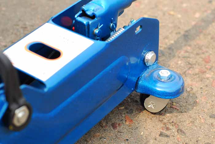 Домкрат гидравлический подкатной PREMIER 2,25 тонны