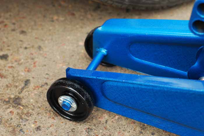 Домкрат гидравлический подкатной 2250 кг с фиксатором