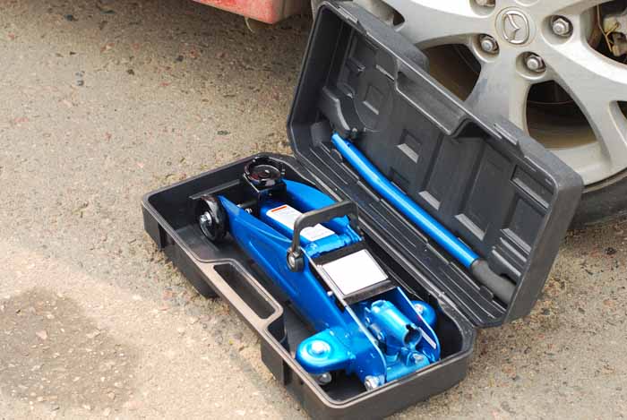 Домкрат гидравлический подкатной PREMIER 2,0 тонны