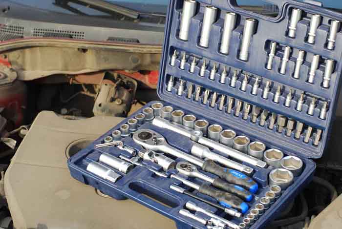 Набор инструментов APELAS 94 предметов 1/2