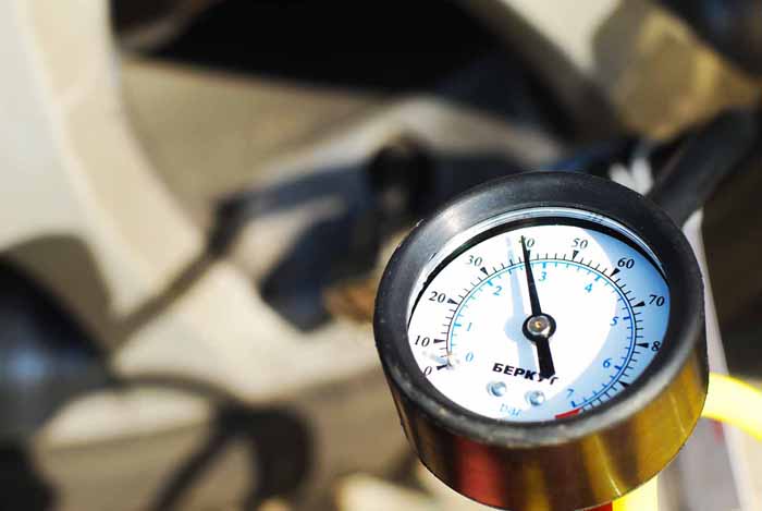 Автомобильный воздушный компрессор БЕРКУТ R17