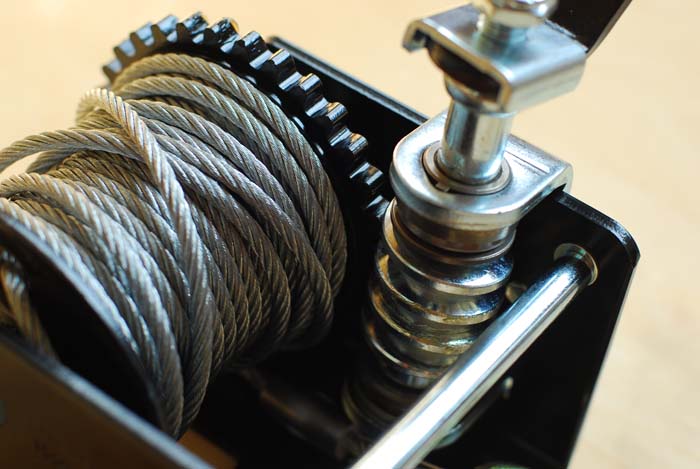 Ручная барабанная червячная лебедка JUN KAUNG 700 кг